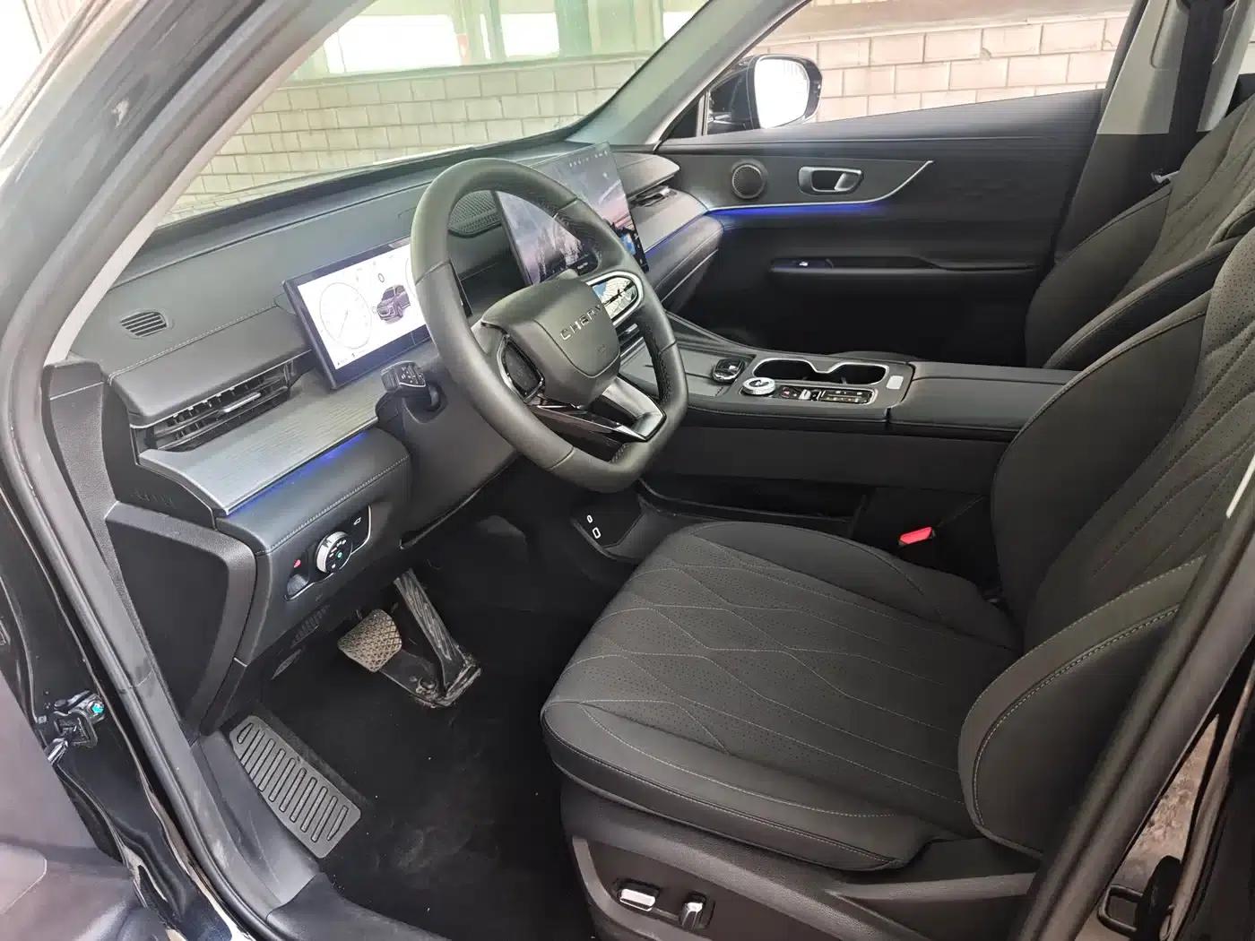 Chery Tiggo 8 PLUS 2025 290TGDI DCT Deluxe Edition — миниатюра 9