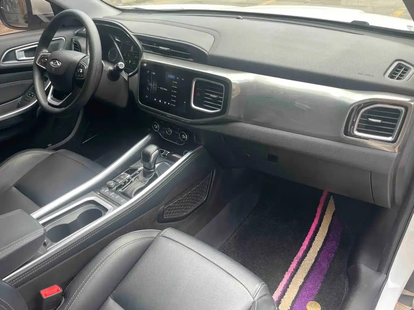 Chery Tiggo 8 2018 1.5TCI Automatic Luxury 7-seater — миниатюра 16