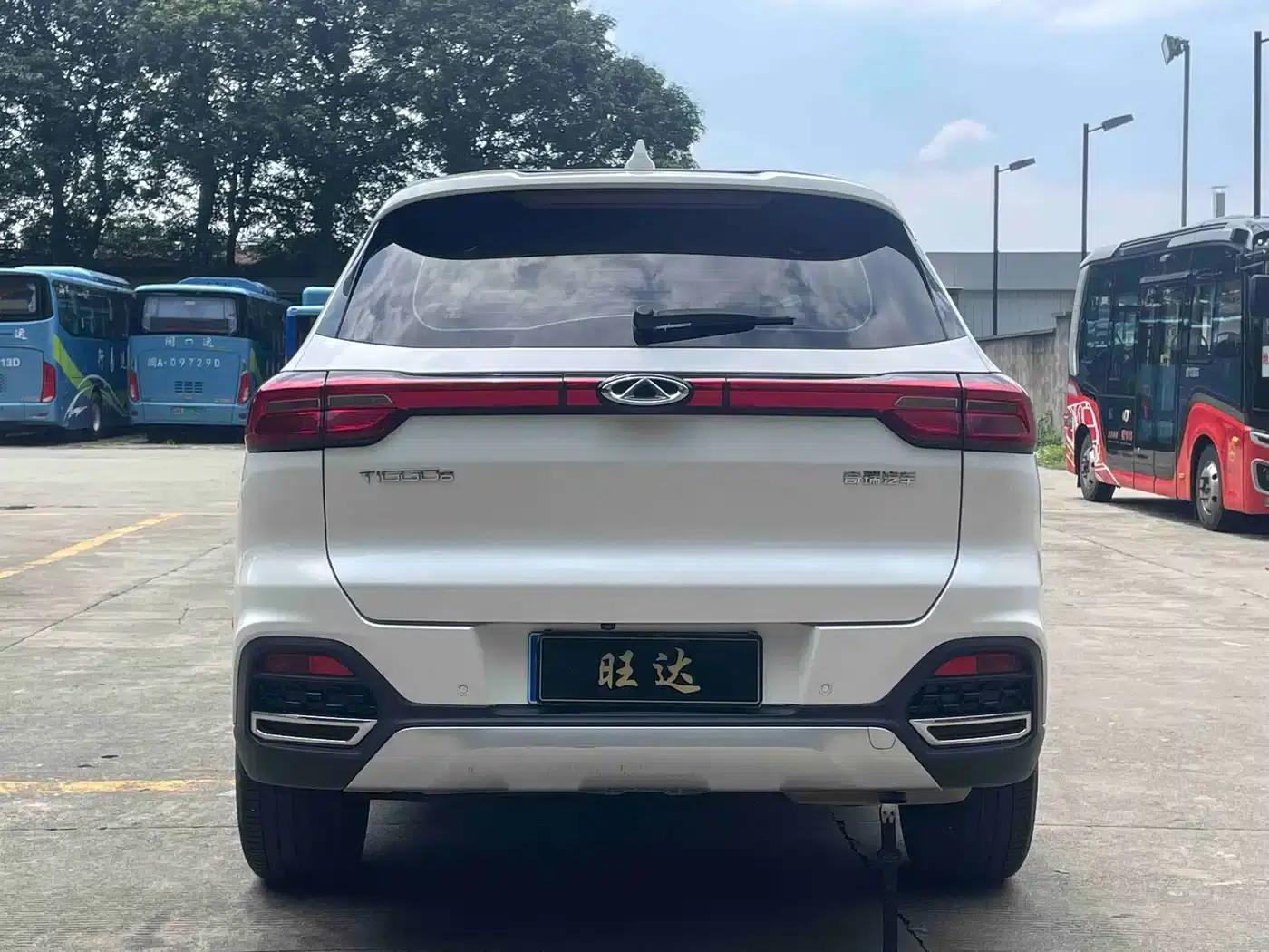 Chery Tiggo 8 2018 1.5TCI Automatic Luxury 7-seater — миниатюра 8
