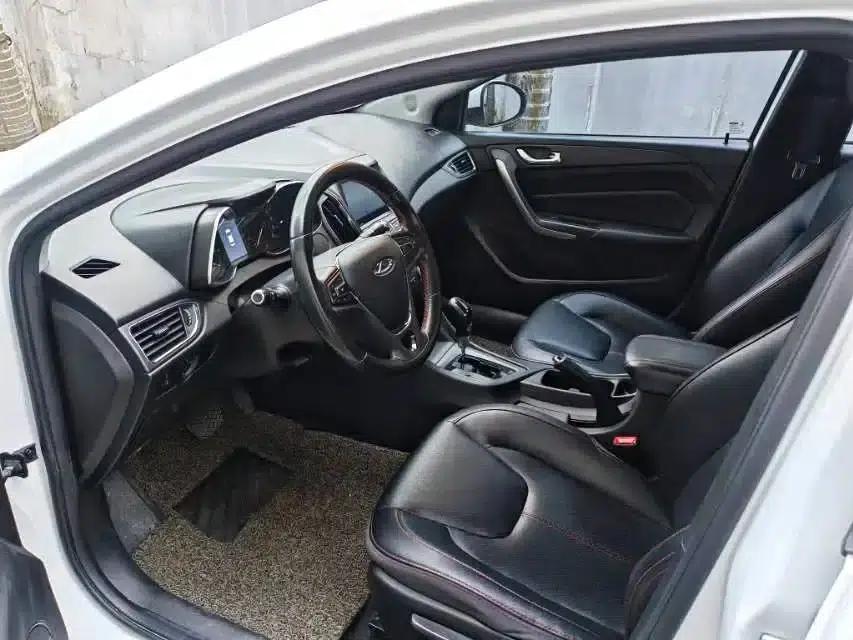 Chery Arrizo 5 2016 1.5L CVT Leading Edition — миниатюра 3