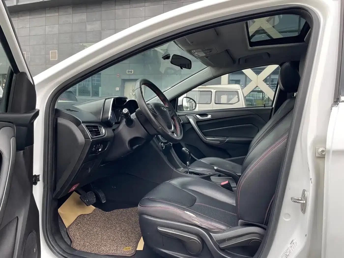 Chery Arrizo 5 2016 1.5L CVT Leading Edition — миниатюра 5