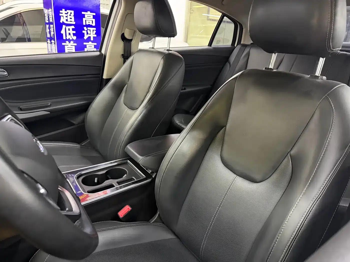 Chery Arrizo 5 2021 PRO 1.5L CVT Youth Edition — миниатюра 15