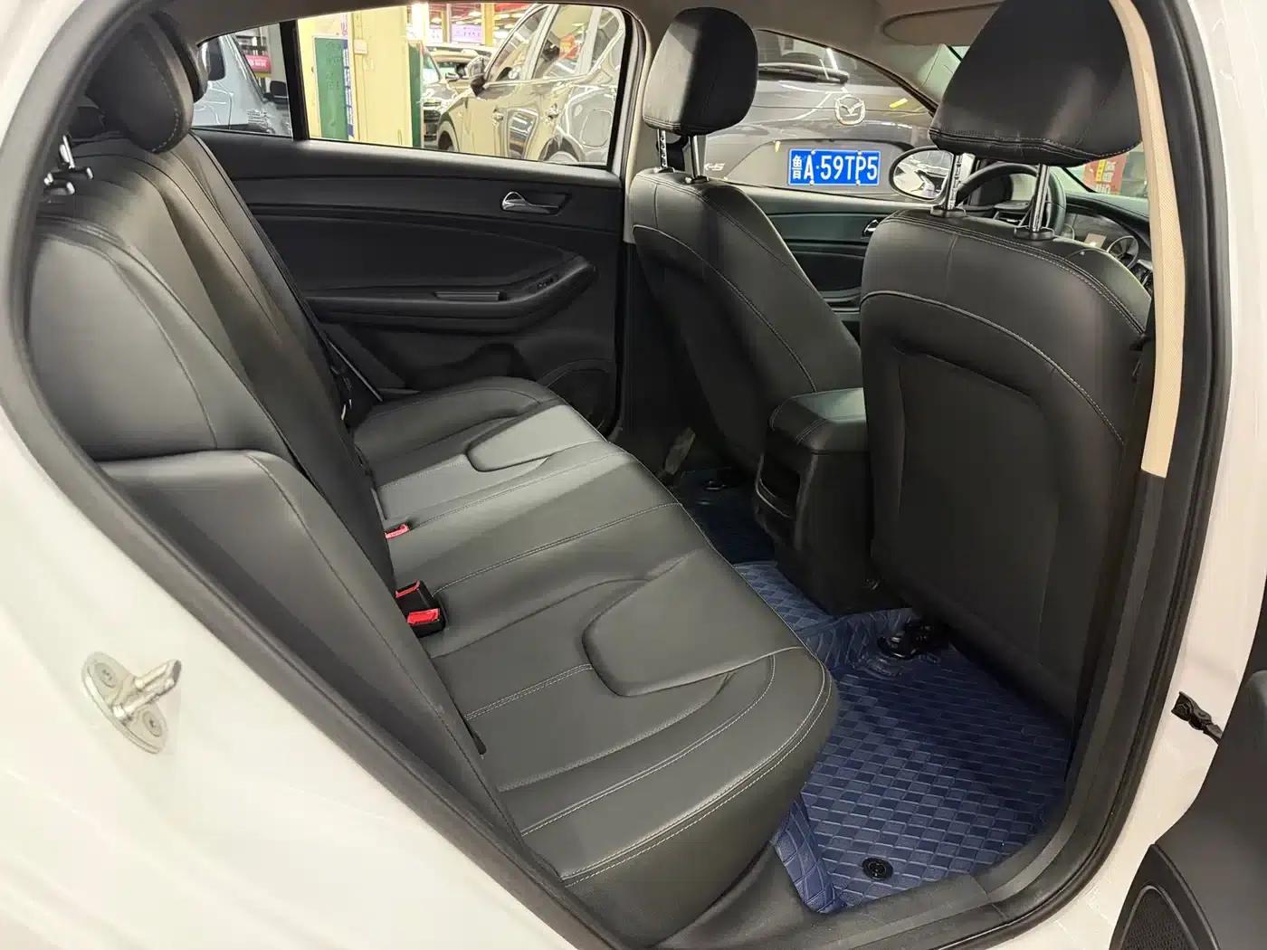 Chery Arrizo 5 2021 PRO 1.5L CVT Youth Edition — миниатюра 11