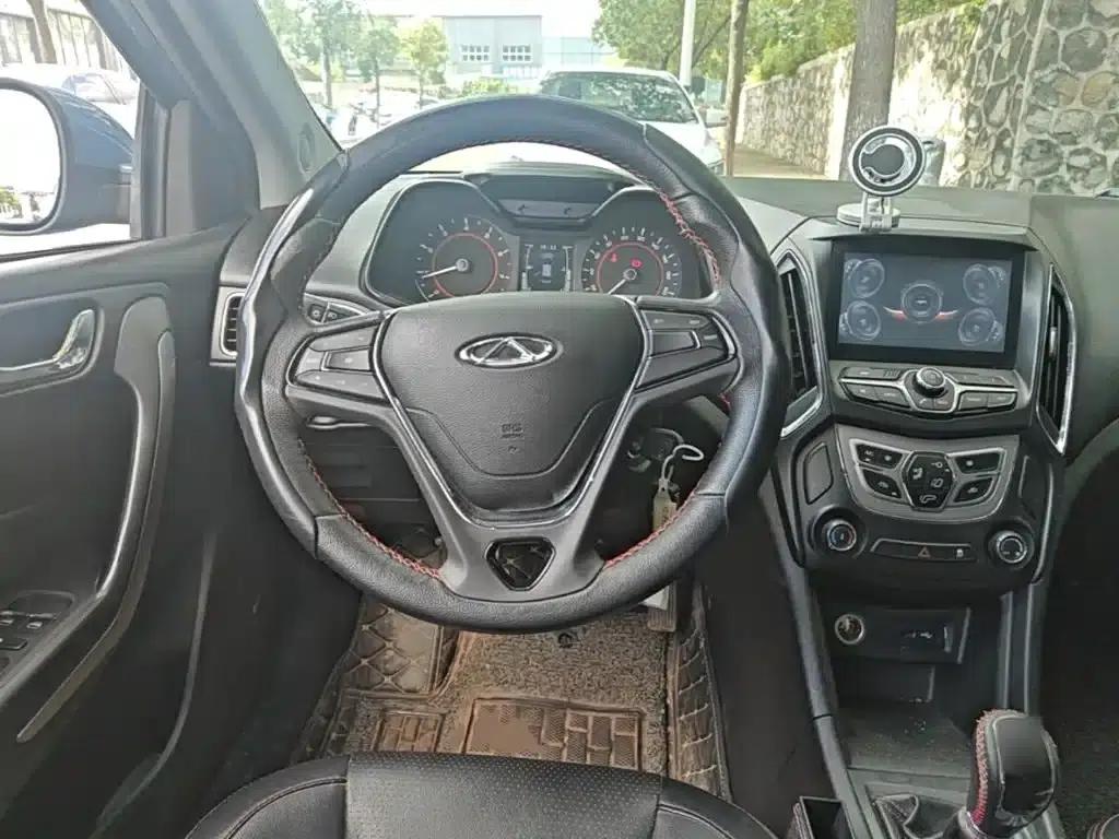 Chery Arrizo 5 2016 1.5L Manual Elite Edition — миниатюра 11