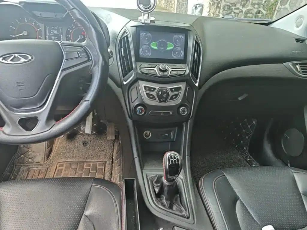 Chery Arrizo 5 2016 1.5L Manual Elite Edition — миниатюра 13