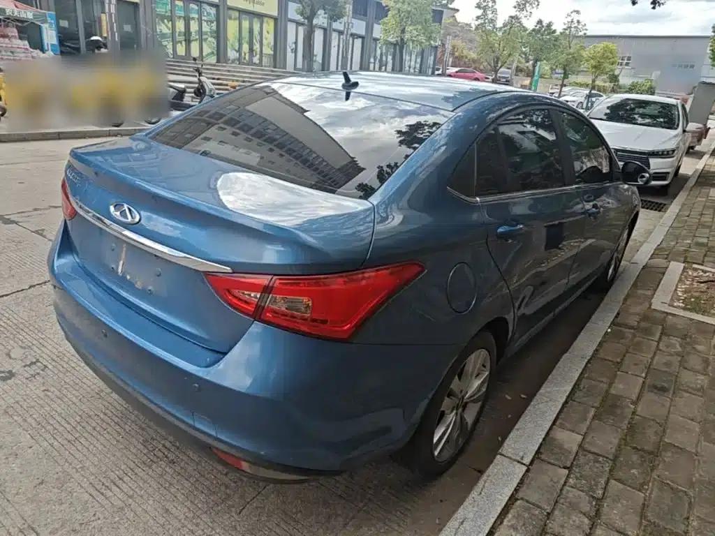 Chery Arrizo 5 2016 1.5L Manual Elite Edition — миниатюра 7