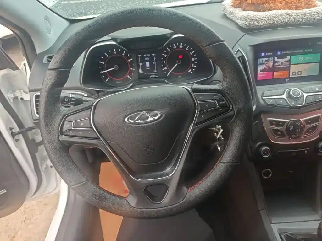 Chery Arrizo 5 2017 1.5L Manual Deluxe Edition — миниатюра 11