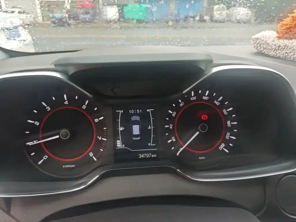Chery Arrizo 5 2017 1.5L Manual Deluxe Edition — миниатюра 12