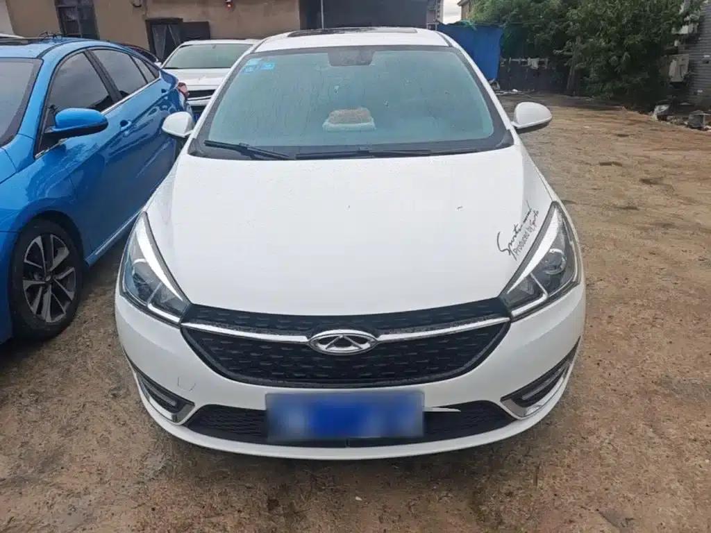 Chery Arrizo 5 2017 1.5L Manual Deluxe Edition — миниатюра 3