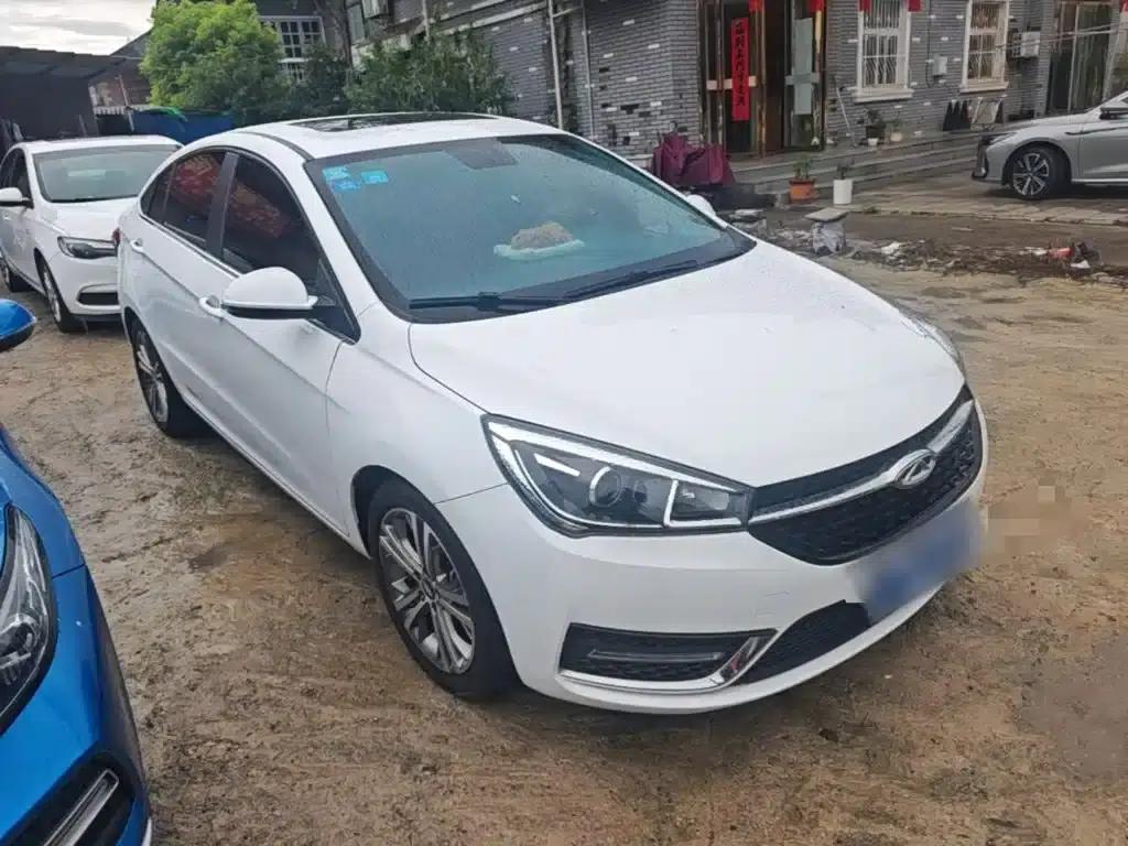 Chery Arrizo 5 2017 1.5L Manual Deluxe Edition — миниатюра 4