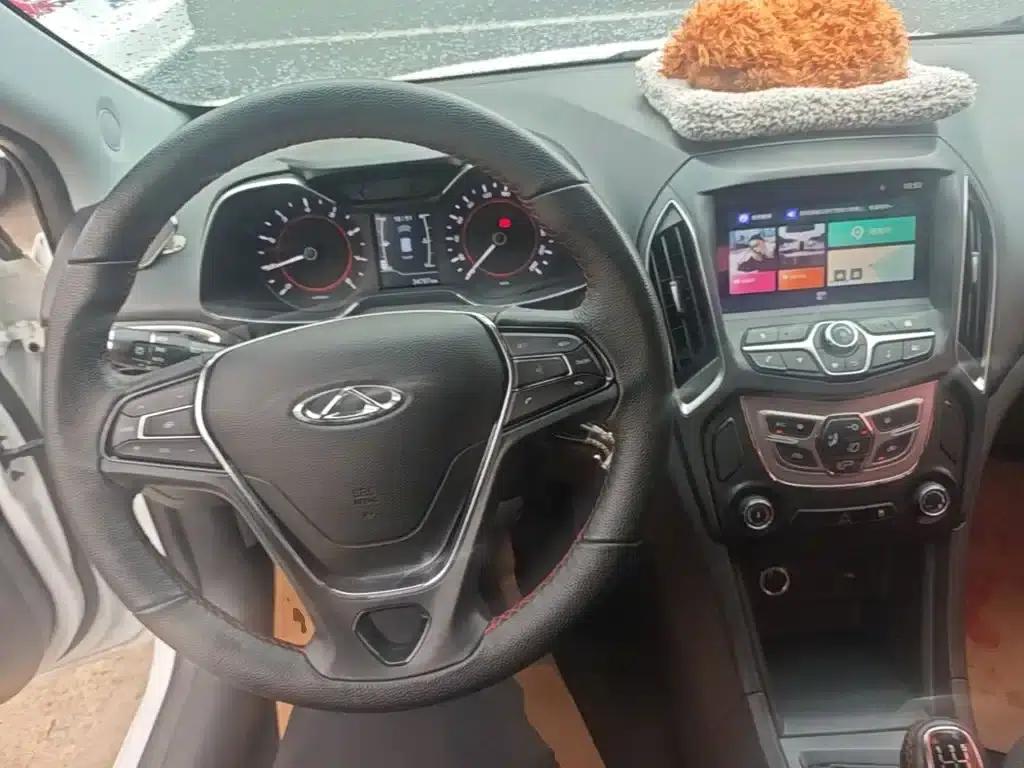 Chery Arrizo 5 2017 1.5L Manual Deluxe Edition — миниатюра 10
