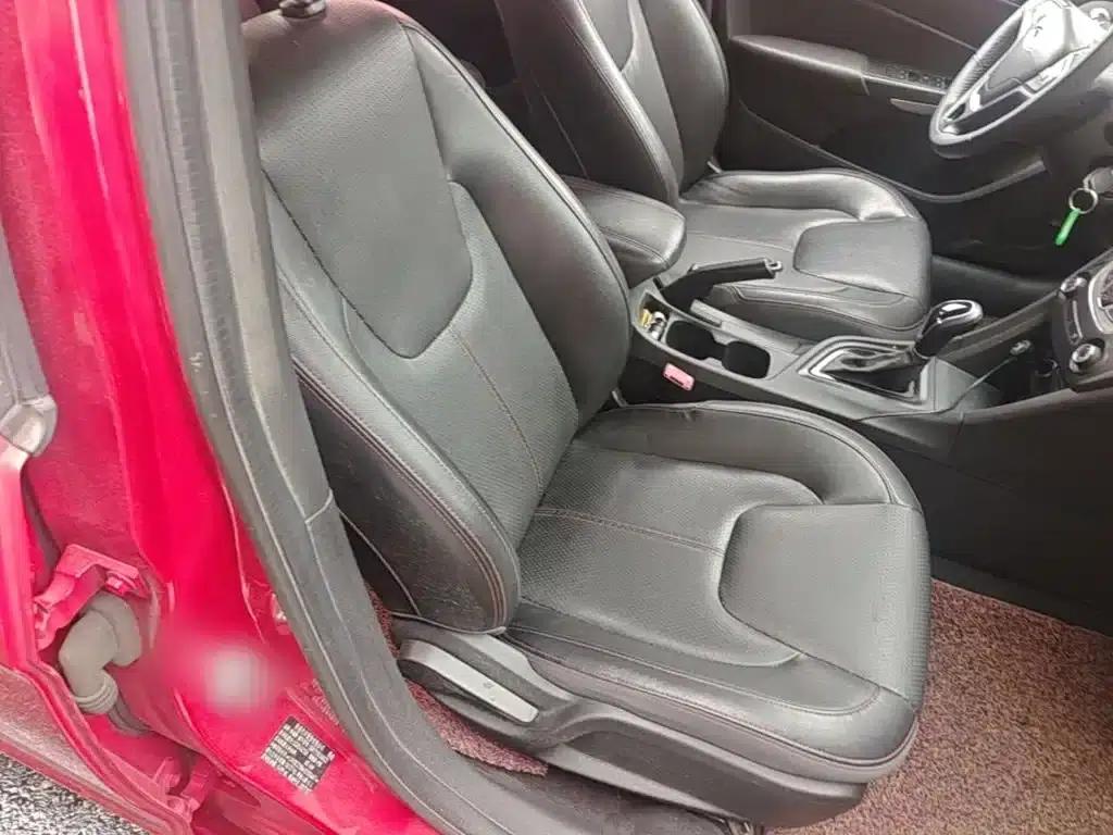 Chery Arrizo 5 2017 1.5L CVT Trendsetter Edition — миниатюра 25
