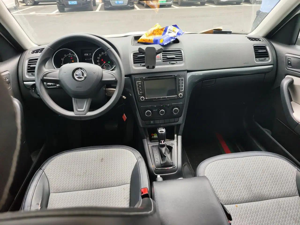 Skoda Yeti 2016 1.4TSI DSG Advanced Edition — миниатюра 9