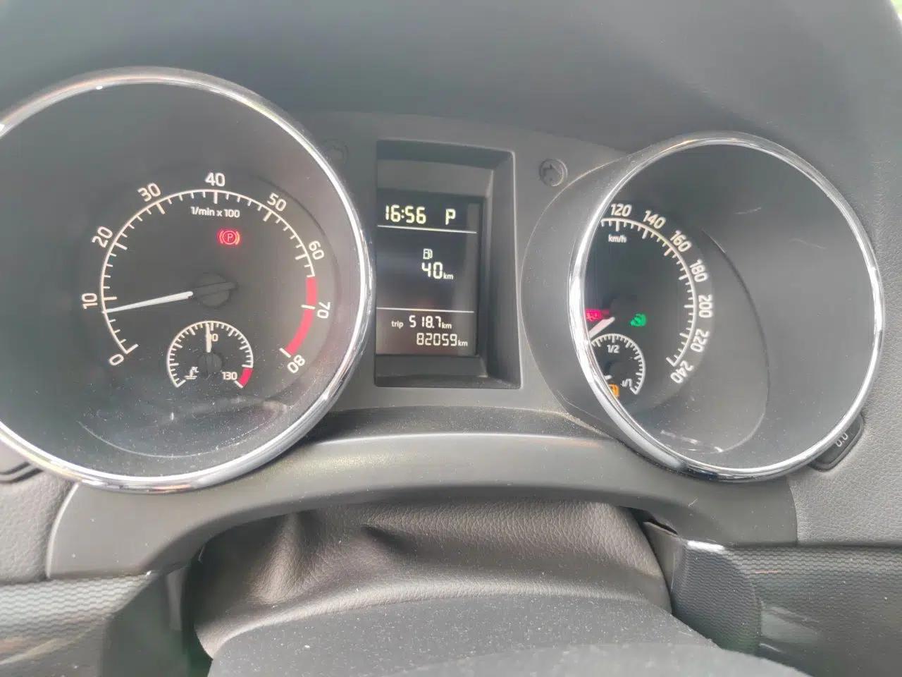 Skoda Yeti 2016 1.4TSI DSG Advanced Edition — миниатюра 12