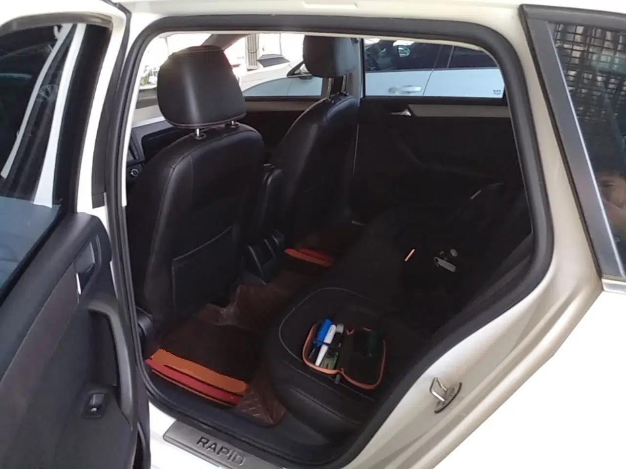 Skoda Rapid Spaceback 2016 Revised 1.6L Automatic Chuanxing Version — миниатюра 20