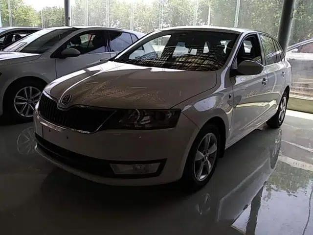 Skoda Rapid Spaceback 2016 Revised 1.6L Automatic Chuanxing Version