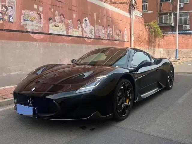 Maserati MC20 2021 3.0T Standard Edition