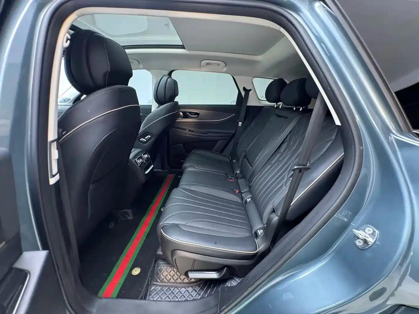 Chery Tiggo 9 2023 2.0T Dual-Clutch Two-Wheel Drive Luxury Edition 5-Seater — миниатюра 22