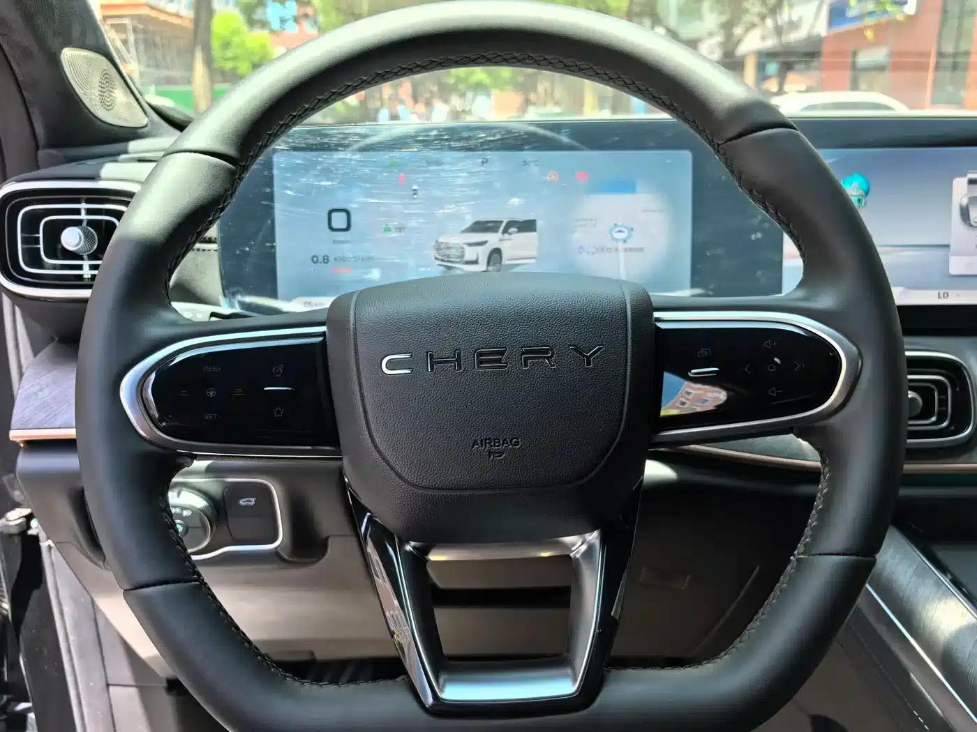 Chery Tiggo 9 2025 2.0T Dual-Clutch Two-Wheel Drive Luxury Edition 7-Seater — миниатюра 6