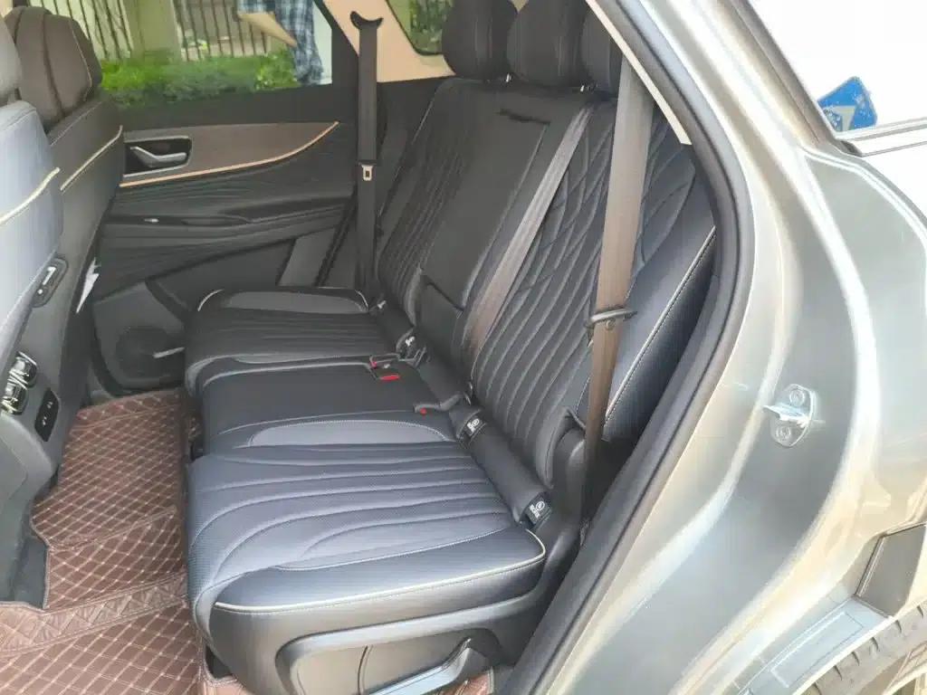 Chery Tiggo 9 2023 2.0T Dual-Clutch Two-Wheel Drive Luxury Edition 5-Seater — миниатюра 15