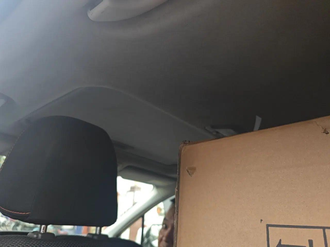 Subaru XV 2016 2.0i Comfort Navigation Edition — миниатюра 18