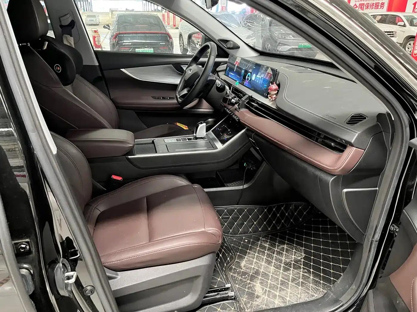 Chery Tiggo 7 2024 1.5T CVT Luxury Edition — миниатюра 11