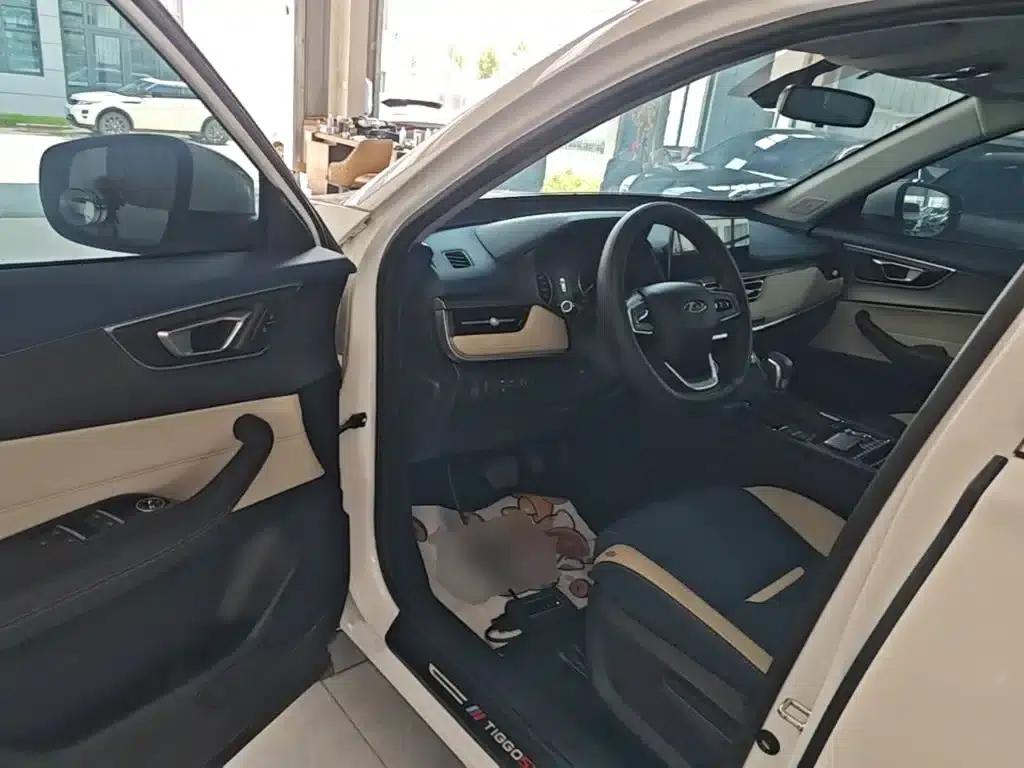 Chery Tiggo 5x 2023 1.5L CVT Fashion Edition — миниатюра 16