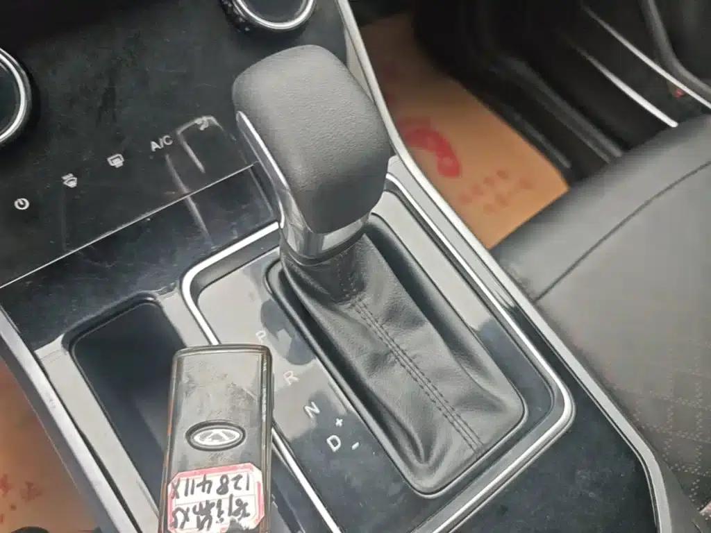 Chery Tiggo 5x 2020 1.5L CVT Deluxe Edition — миниатюра 14
