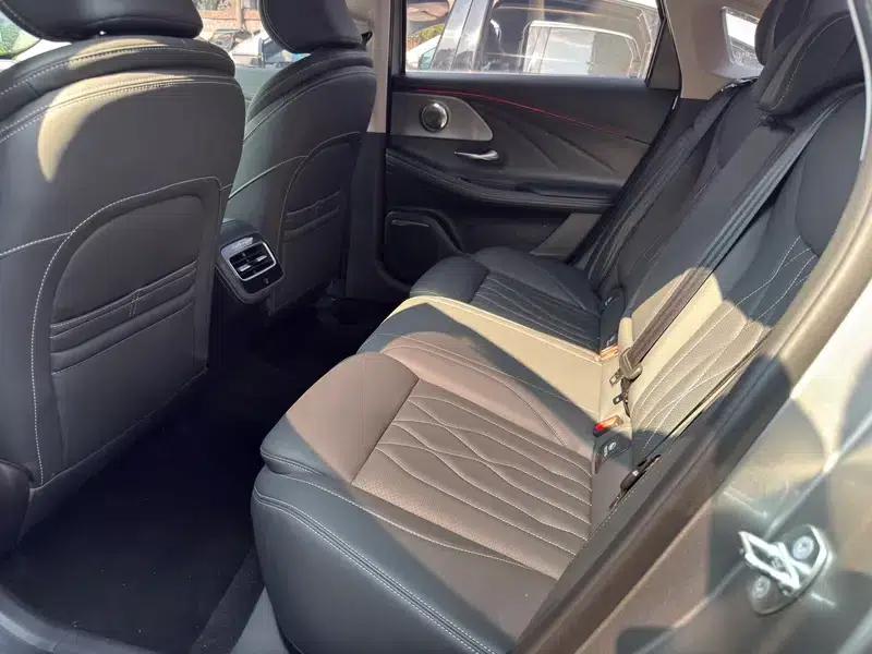 Chery Arrizo 8 2024 High-Performance Edition 2.0T DCT — миниатюра 14