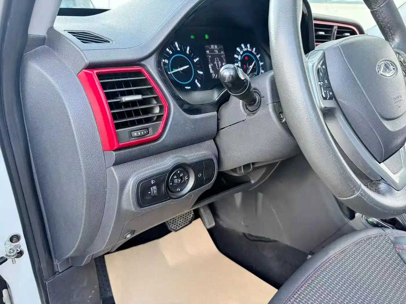 Chery Tiggo 3 2016 1.6L CVT Smart Edition — миниатюра 14