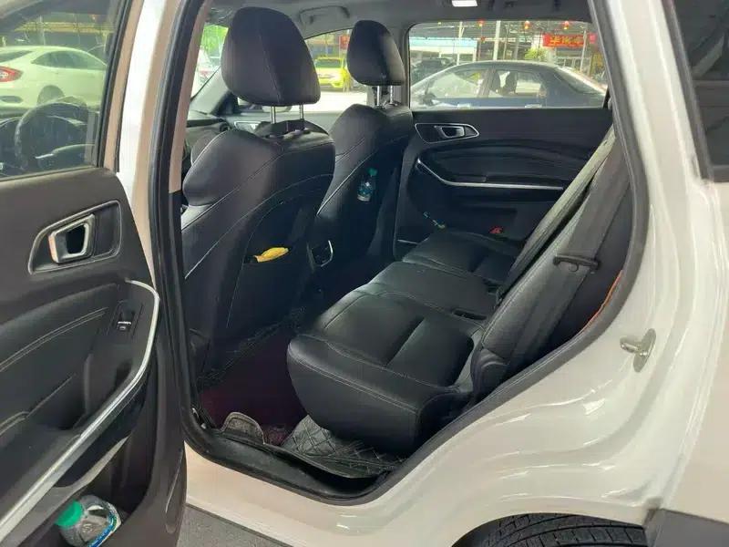 Chery Tiggo 8 2019 1.5TCI Manual Urban Edition — миниатюра 8