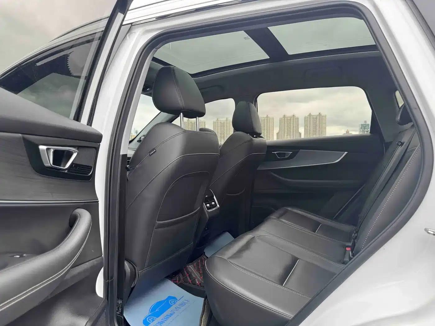Chery Tiggo 7 PLUS 2021 1.5T CVT Premium Edition — миниатюра 8