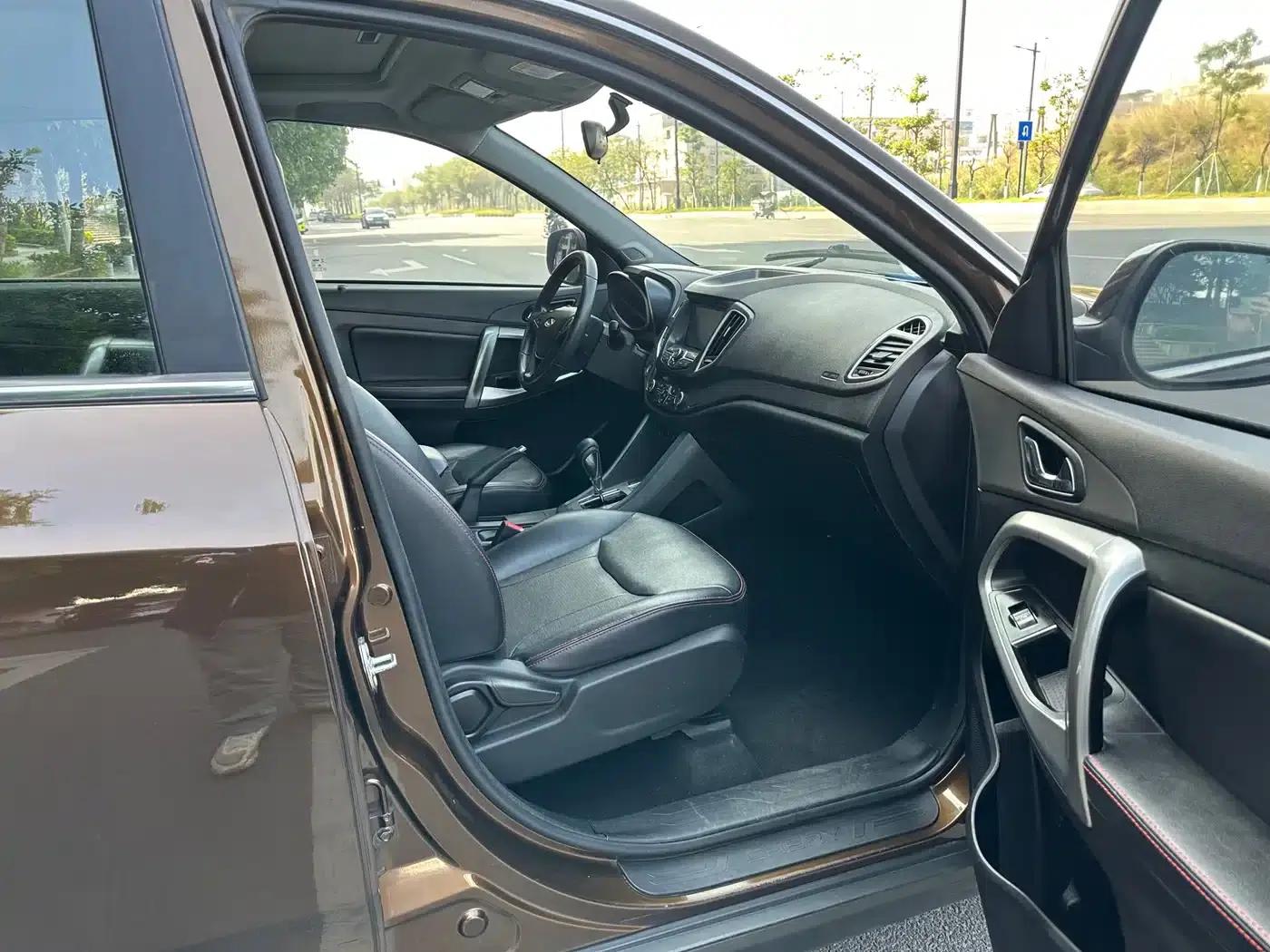 Chery Tiggo 5 2014 2.0L CVT Smart Cloud Edition — миниатюра 6