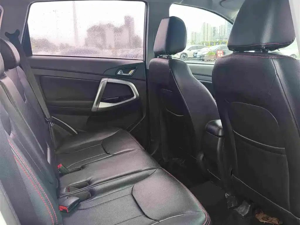 Chery Tiggo 5 2015 2.0L CVT Family Edition — миниатюра 11