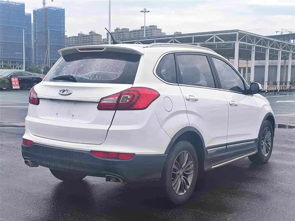 Chery Tiggo 5 2015 2.0L CVT Family Edition — миниатюра 6