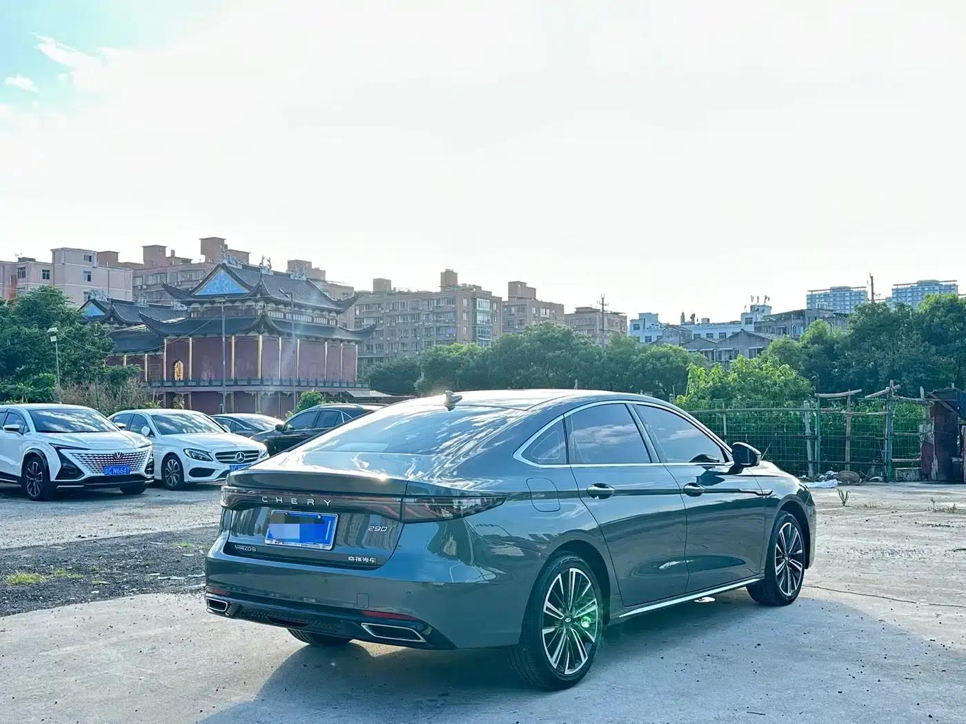 Chery Arrizo 8 PRO 2025 1.6T DCT Luxury+ — миниатюра 21