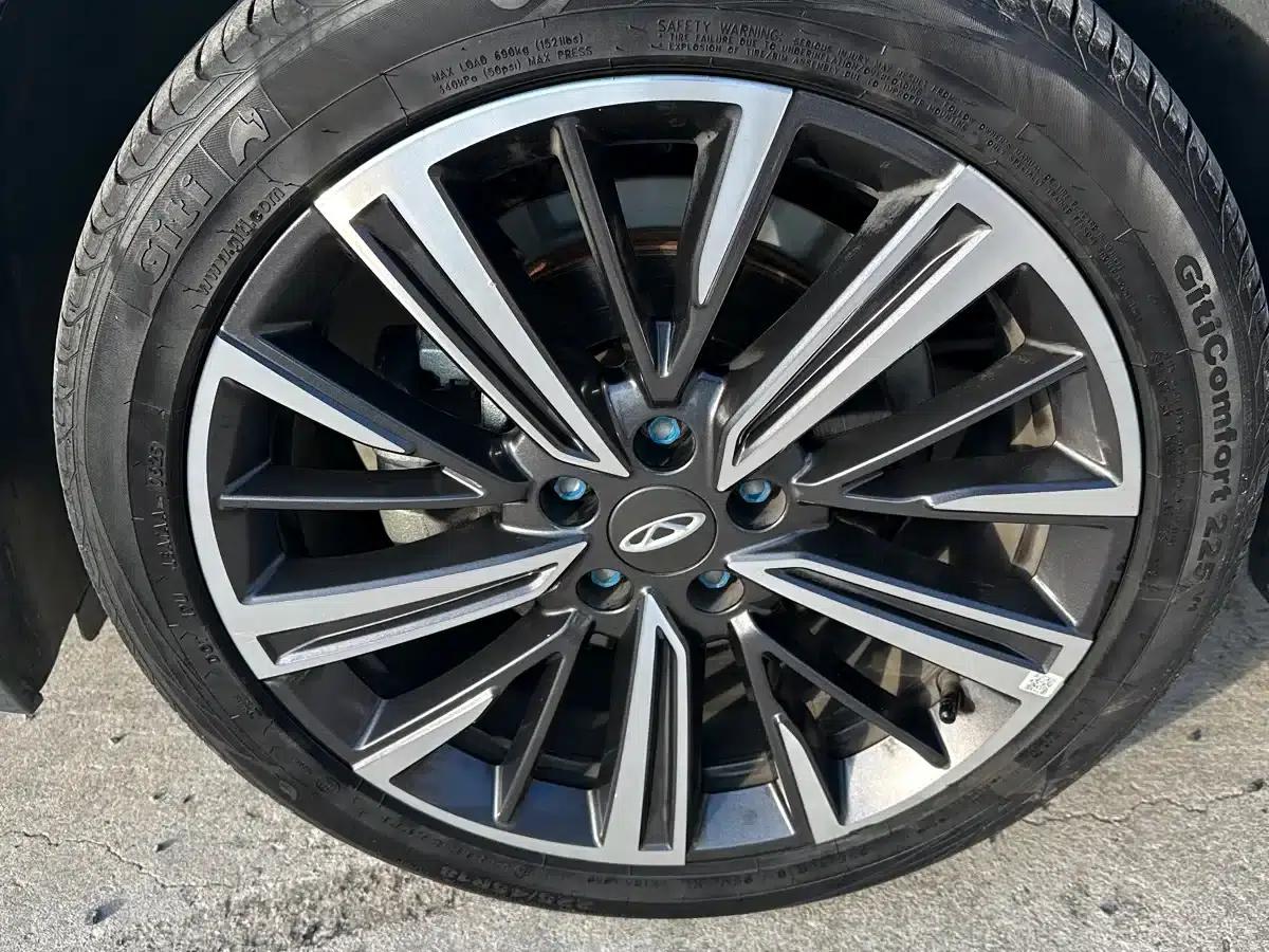 Chery Arrizo 8 PRO 2025 1.6T DCT Luxury+ — миниатюра 4
