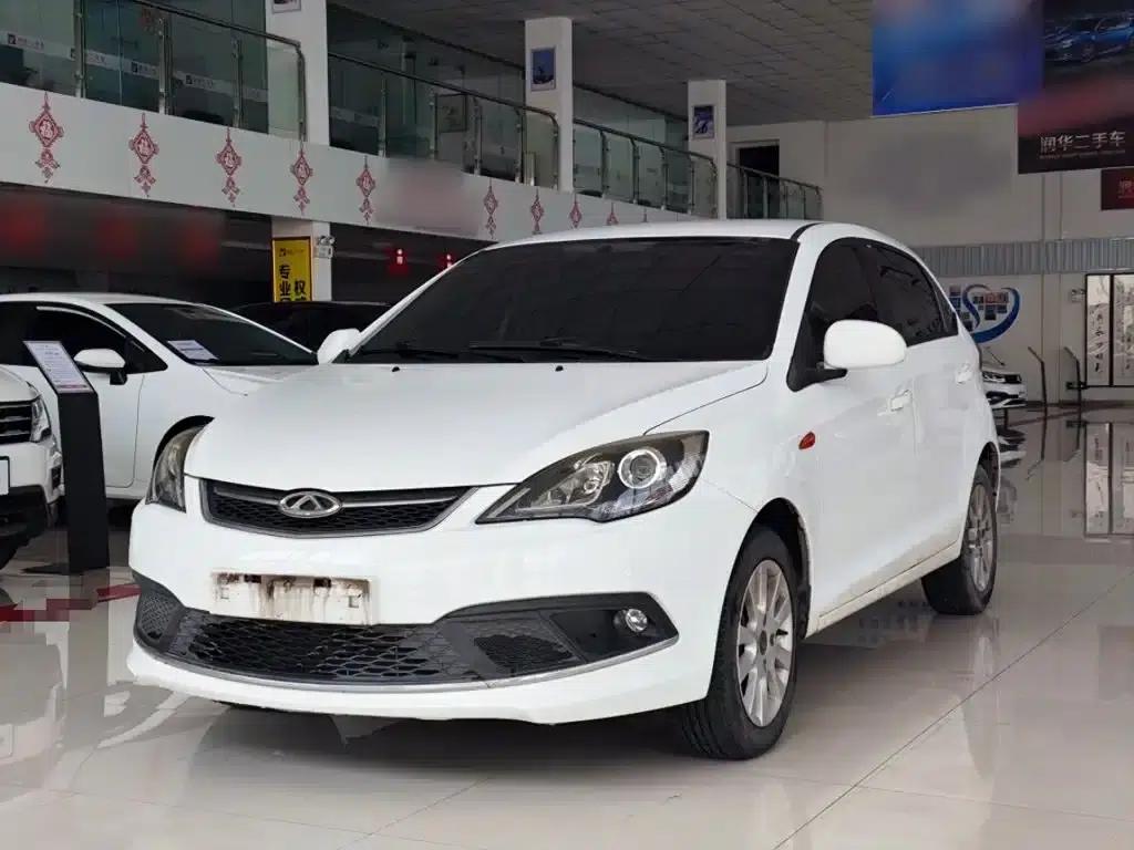 Fengyun 2 2015 1.5L Manual Elite Edition — миниатюра 2