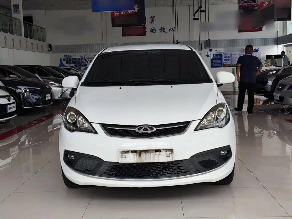 Fengyun 2 2015 1.5L Manual Elite Edition — миниатюра 3