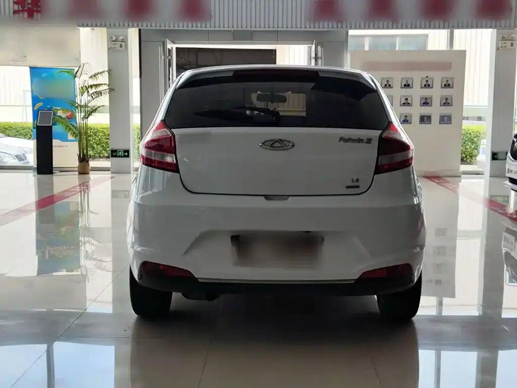 Fengyun 2 2015 1.5L Manual Elite Edition — миниатюра 6