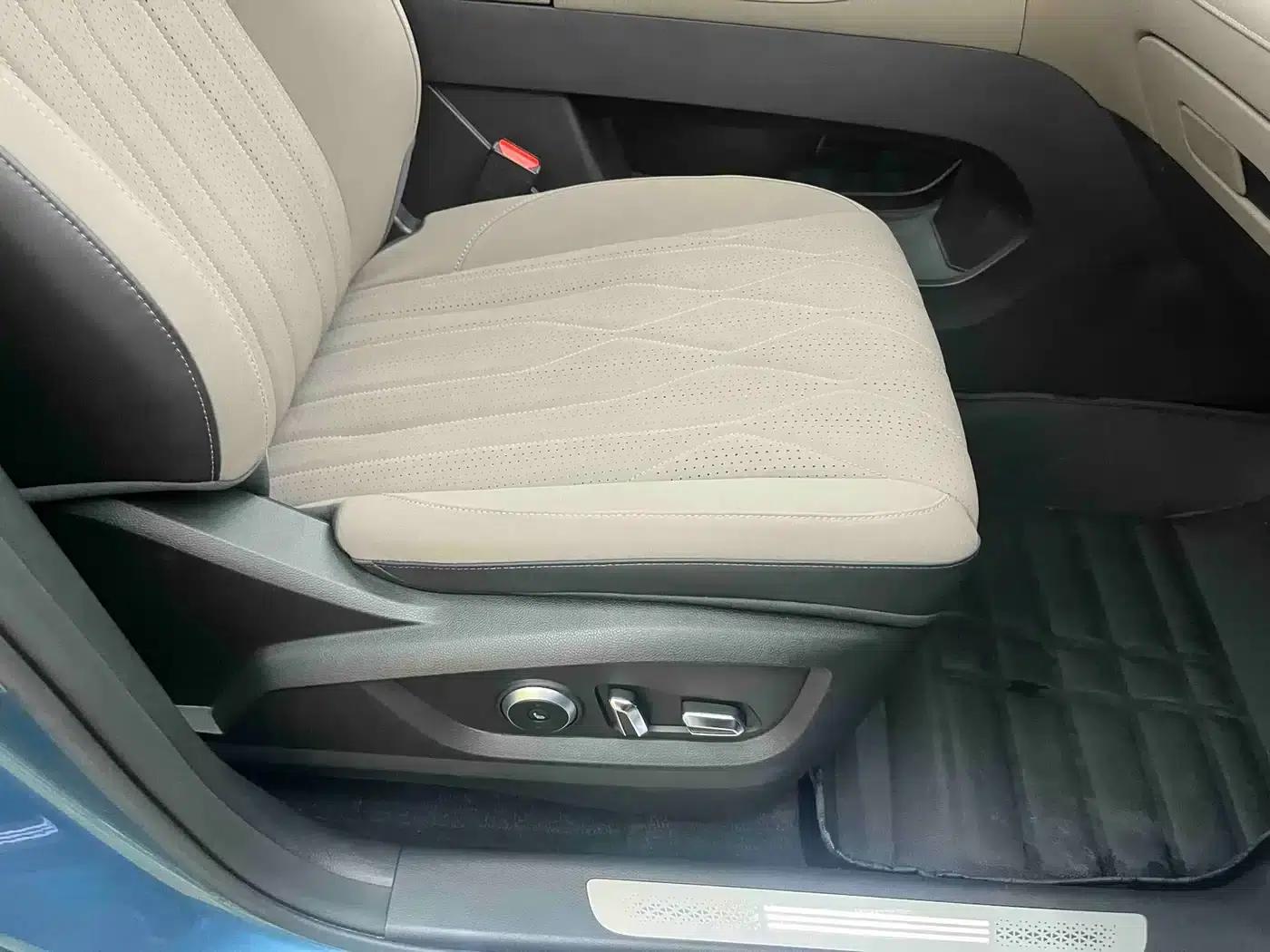 Chery Tiggo 8 PLUS C-DM 2025 1.5T 116km/h Premium 5-seater — миниатюра 11