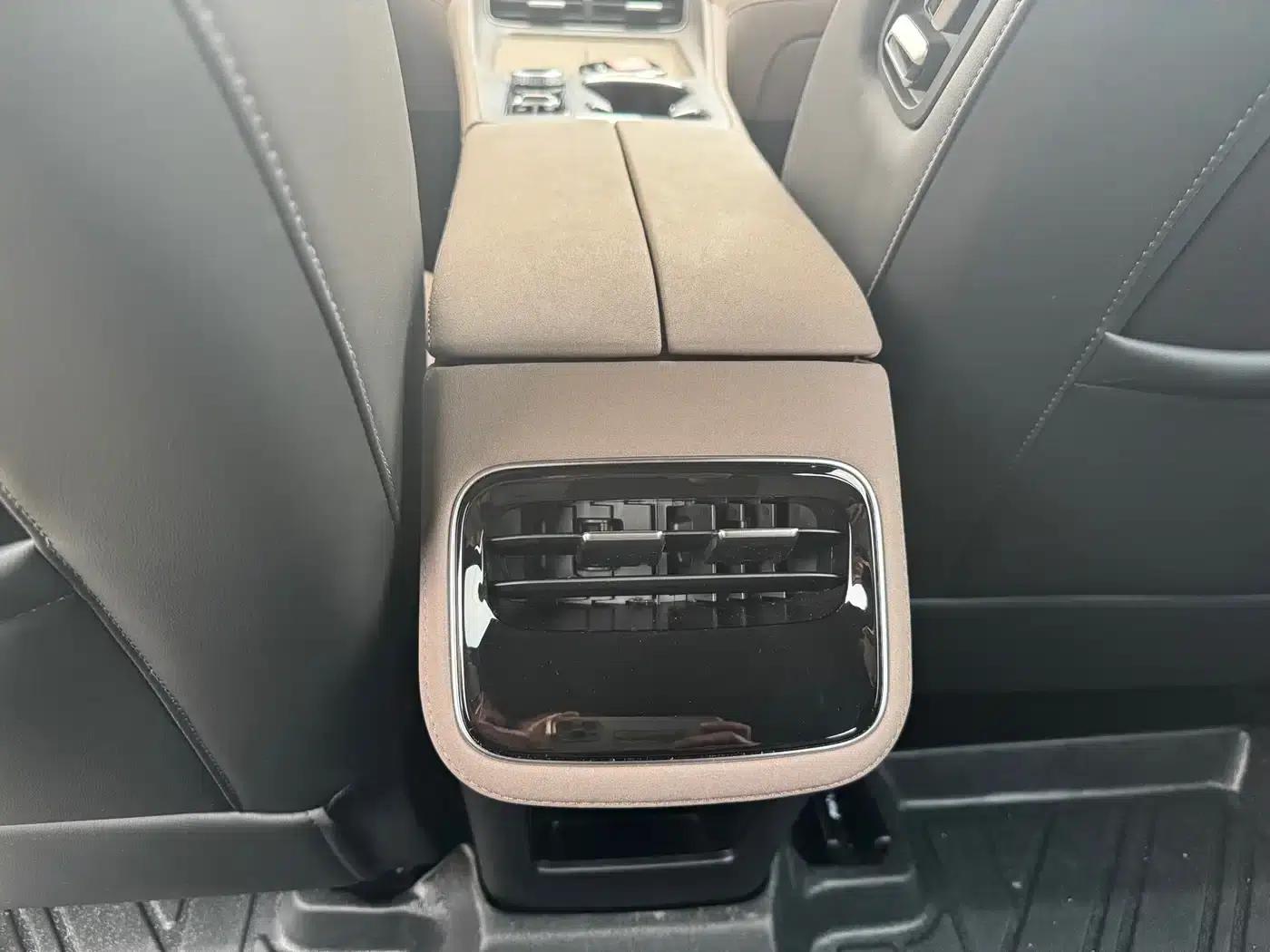 Chery Tiggo 8 PLUS C-DM 2025 1.5T 116km/h Premium 5-seater — миниатюра 15