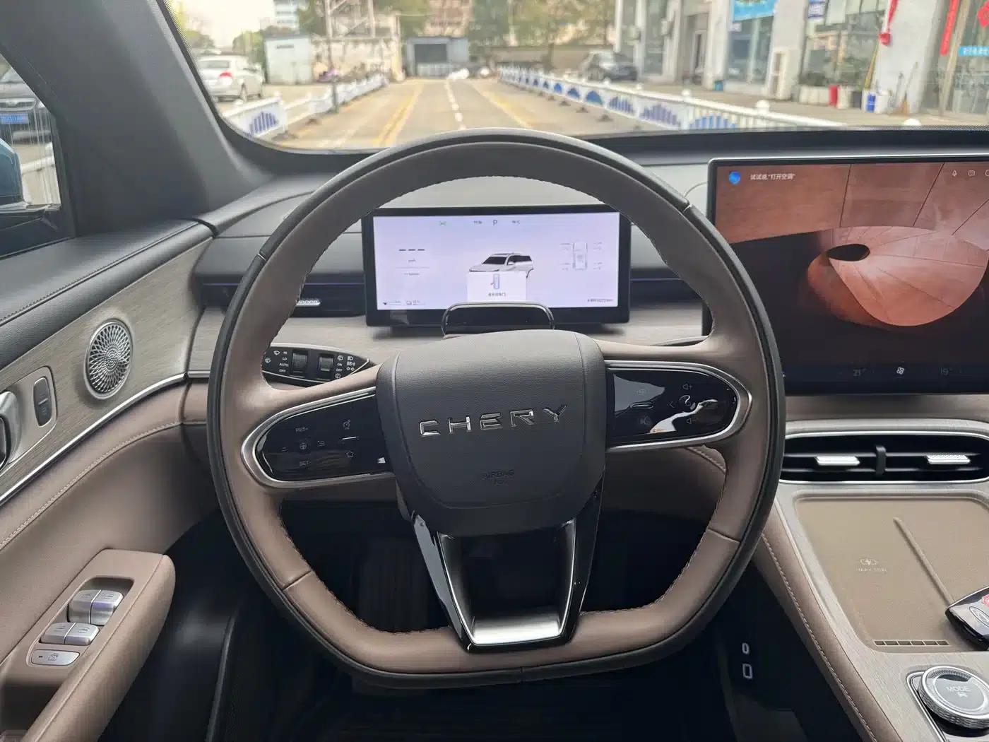 Chery Tiggo 8 PLUS C-DM 2025 1.5T 116km/h Premium 5-seater — миниатюра 17