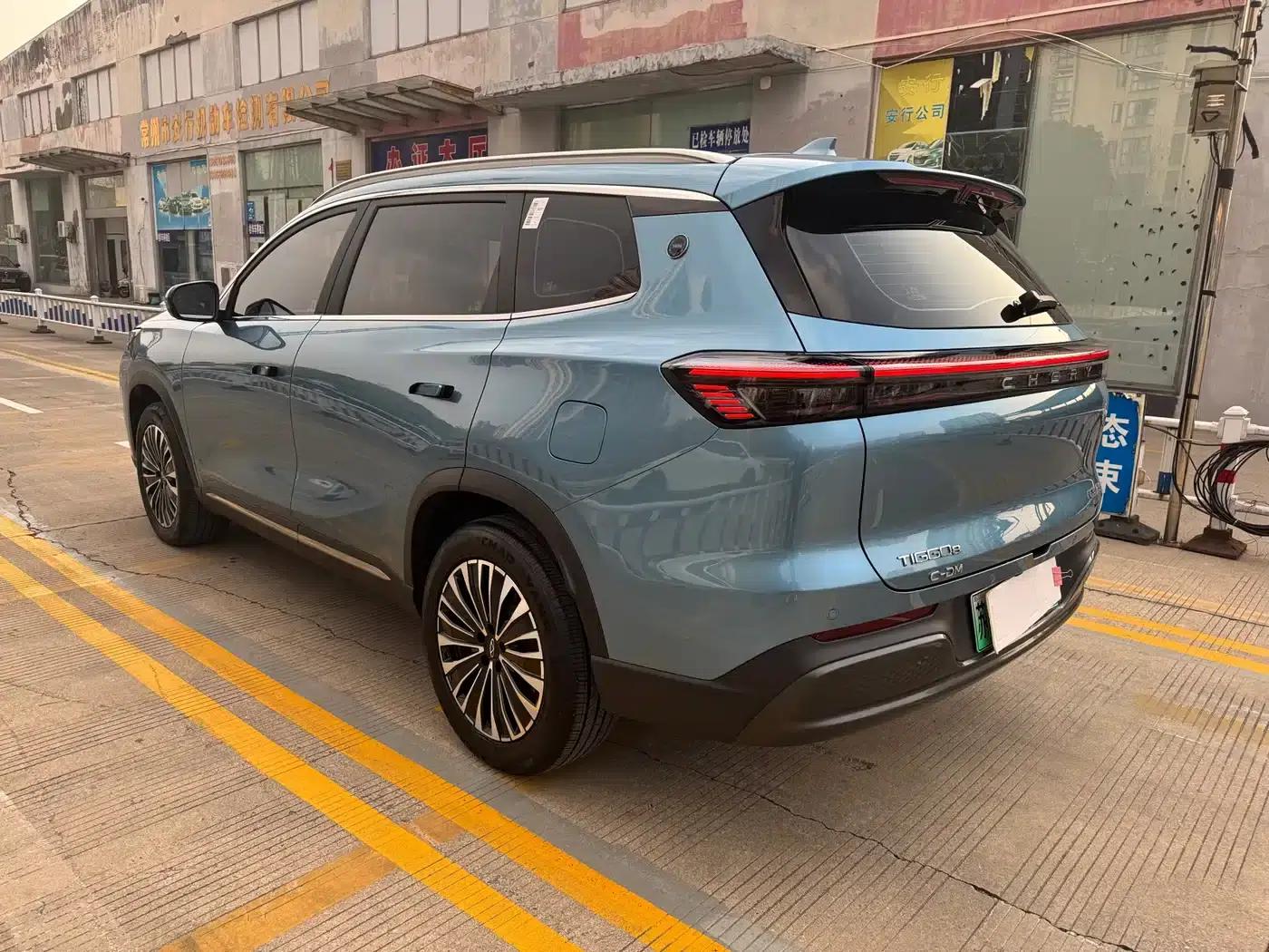 Chery Tiggo 8 PLUS C-DM 2025 1.5T 116km/h Premium 5-seater — миниатюра 4