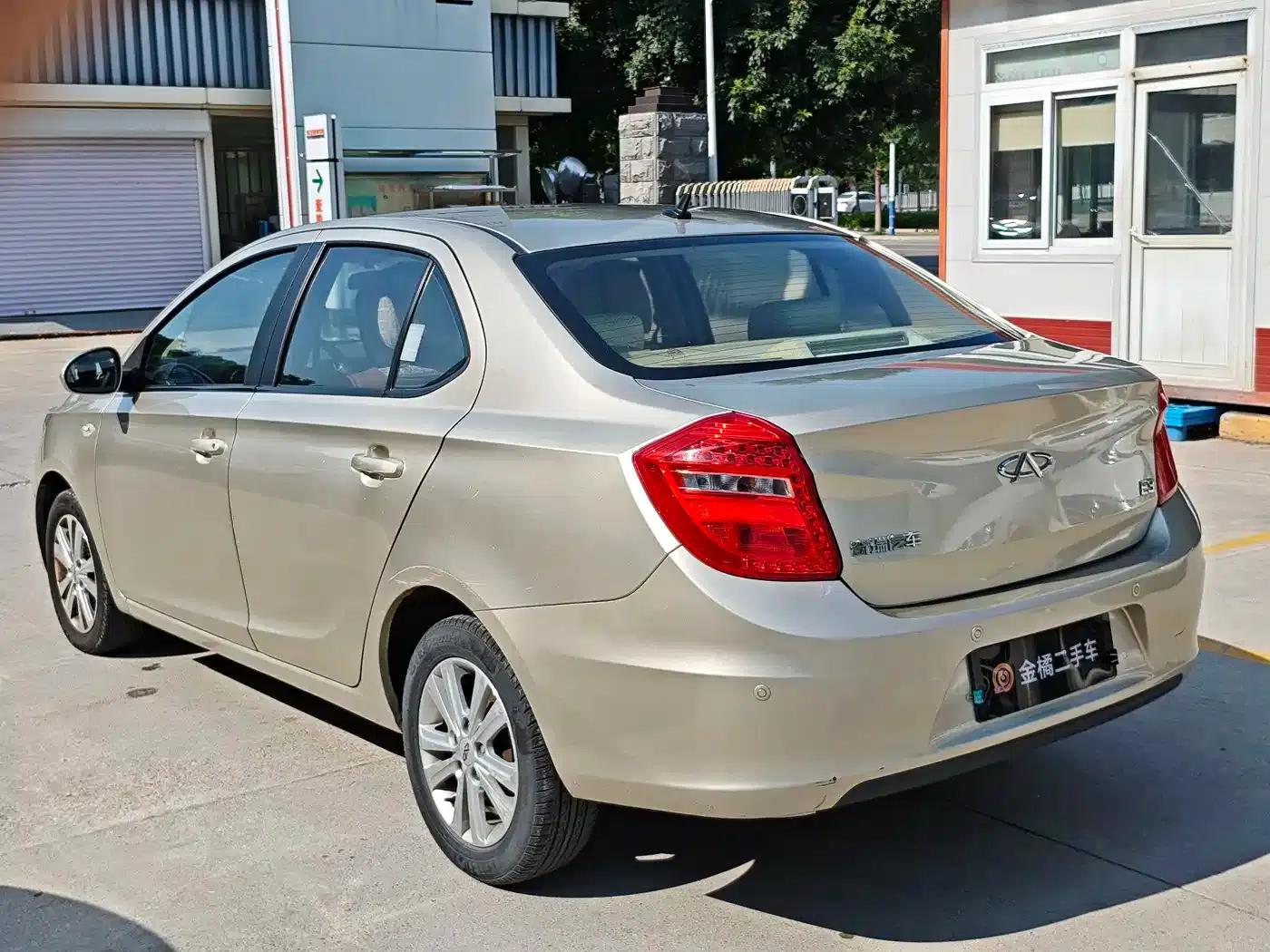 Chery E3 2013 1.5L Manual Fashion Edition — миниатюра 2