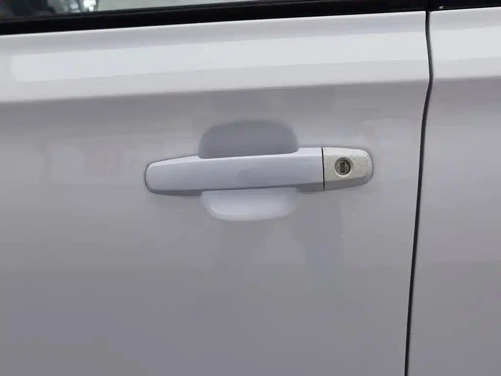 Chery E3 2013 1.5L Manual Smart Edition — миниатюра 18