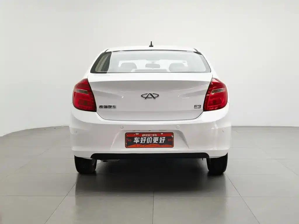 Chery E3 2013 1.5L Manual Smart Edition — миниатюра 4