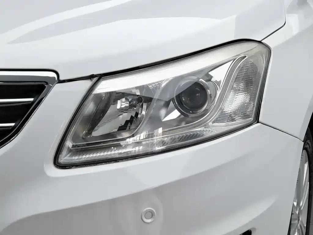 Chery E3 2013 1.5L Manual Smart Edition — миниатюра 7