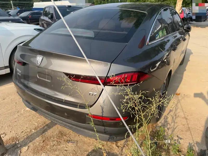 Roewe D7 DMH 2023 125 Flagship Edition — миниатюра 5