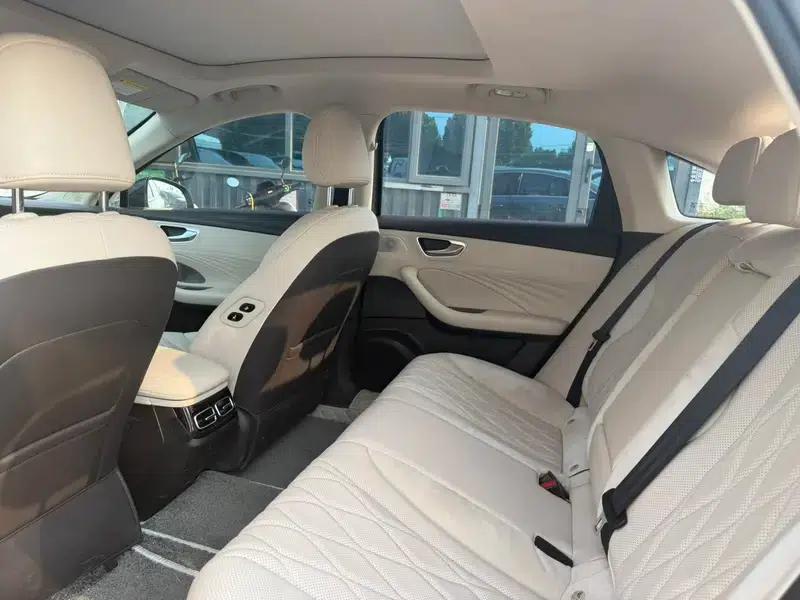Roewe D7 DMH 2023 125 Flagship Edition — миниатюра 9